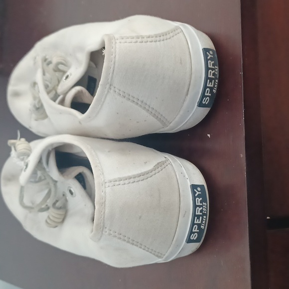 Bundle lot of mix shoes - Picture 12 of 13